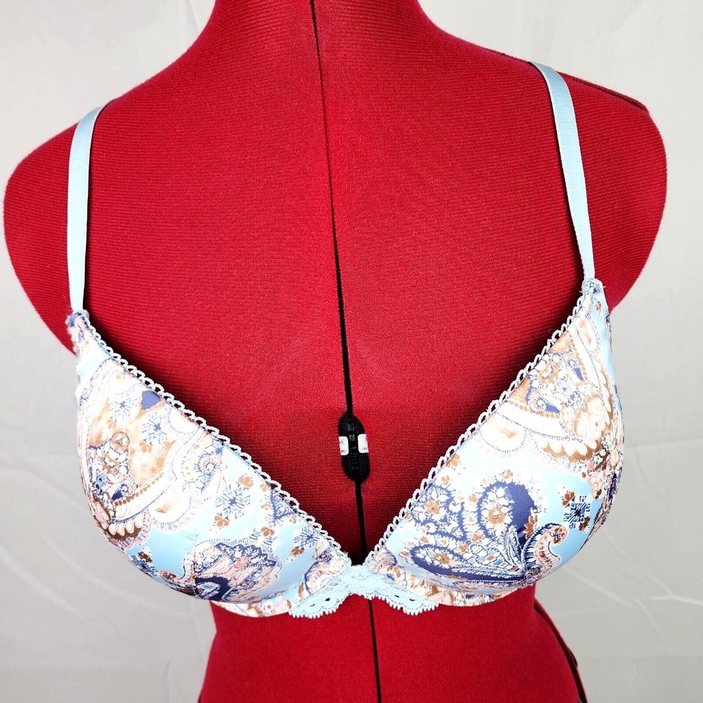 Victoria's Secret Dream Angels Push-Up Blue Paisley Print Underwire Bra - 34DD